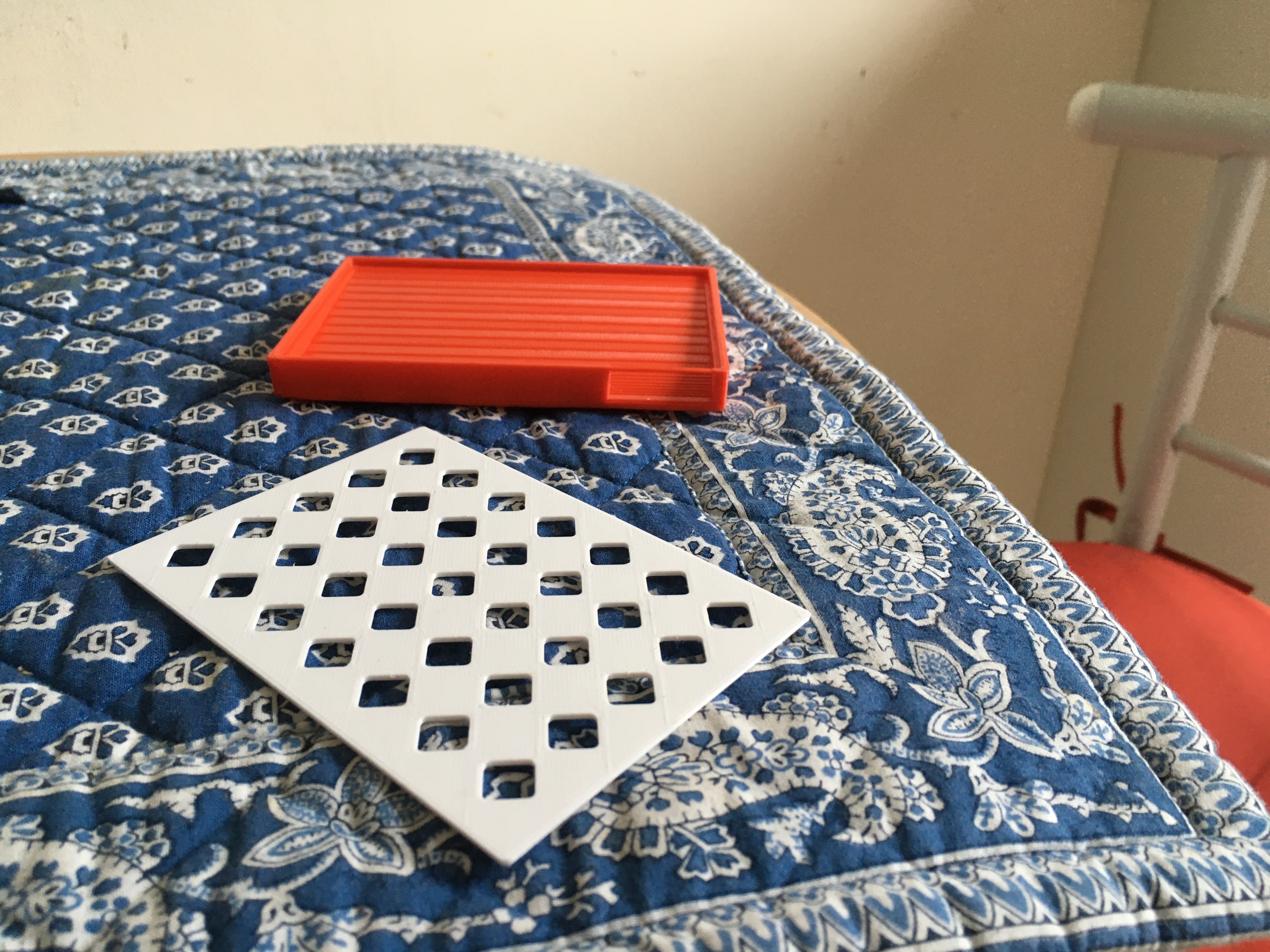 The two printed parts of the soap holder