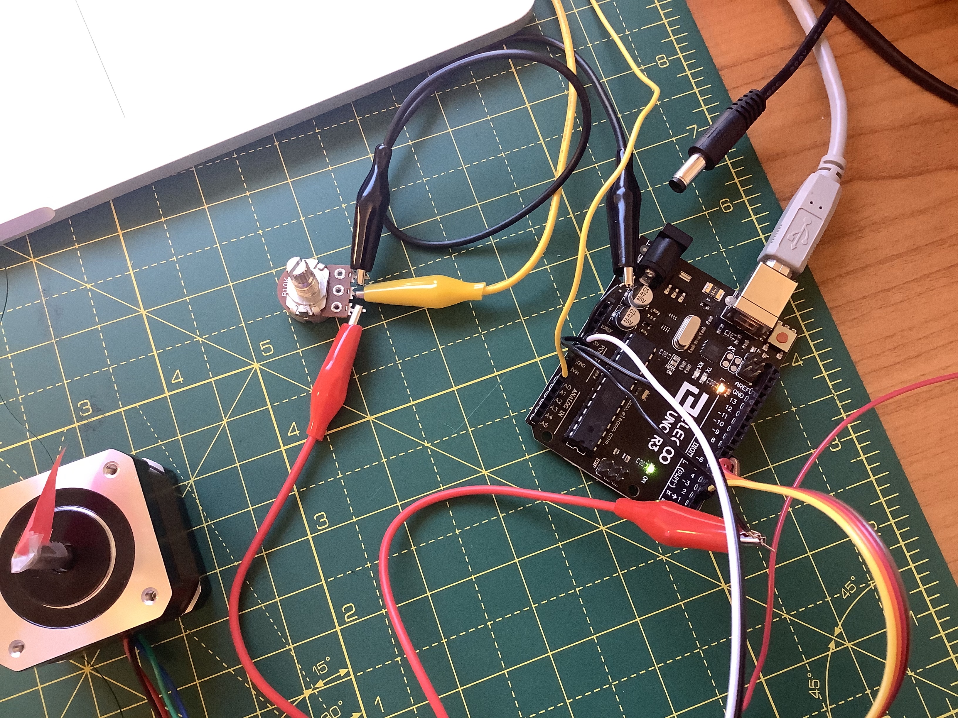 Stepper motor and potentiometer: wiring